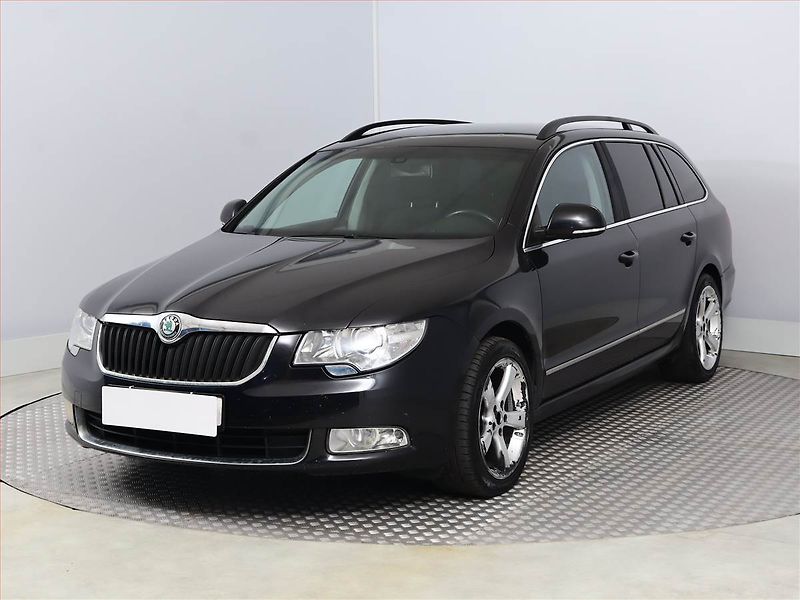 Škoda Superb (2011) Ambition 2.0 TDI, Automat - fotka 2 z 17