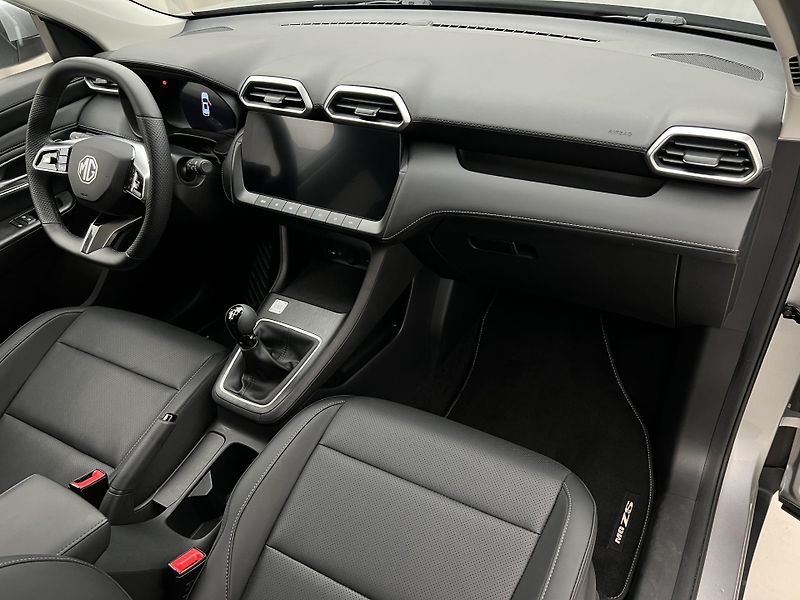 MG ZS 1.5 ICE ELEGANCE CZ 1.maj. - fotka 20 z 39