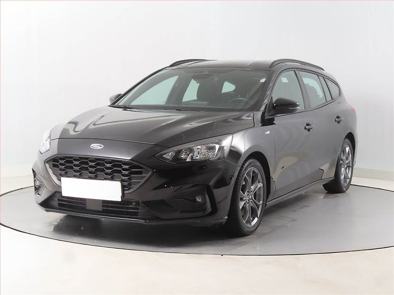 Ford Focus (2020) ST-Line 1.5 EcoBoost, Automat - fotka 2 z 14