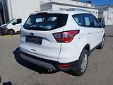 Ford Kuga (2019) 1,5 EB Titanium - náhled 3