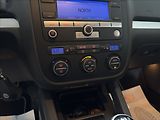 Volkswagen Jetta 1,9   TDI 77KW UNITED 1.MAJ - náhled 17