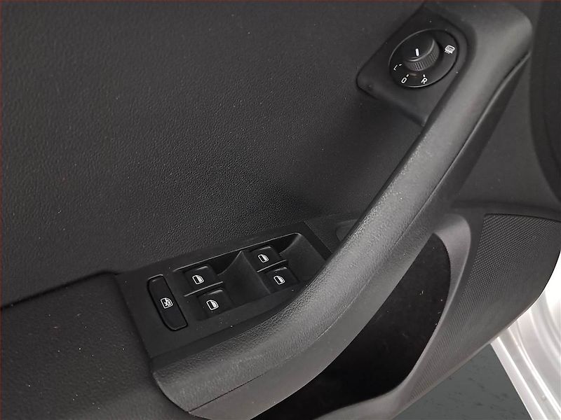 Škoda Octavia (2016) 1.6 TDI, Navi, Tempomat - fotka 15 z 16