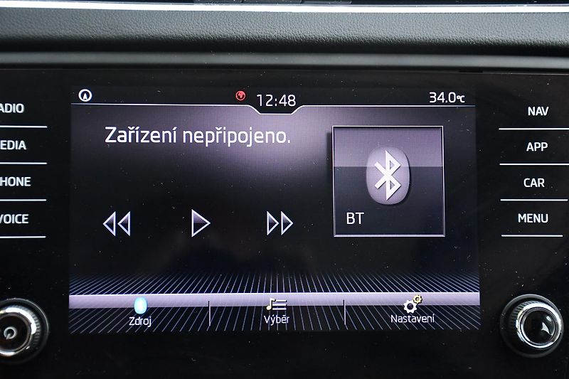 Škoda Octavia 1.5TSi 110kW DSG NAV KESSY - fotka 38 z 52