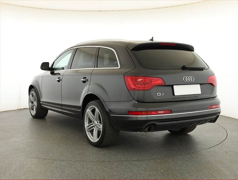 Audi Q7 (2011) S-Line 3.0 TDI, 4X4, Automat - fotka 4 z 20