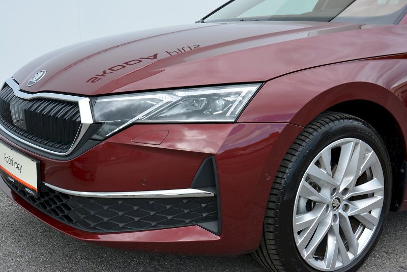 Škoda Octavia (2024) Combi 2.0 TDI 85 kW Top Select - fotka 8 z 30