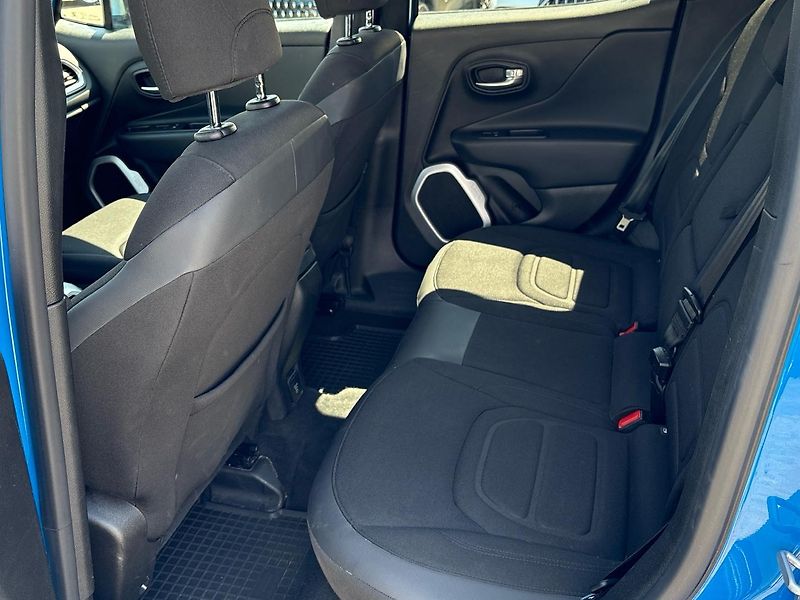 Jeep Renegade (2015) 1.4 MultiAir Limited - fotka 7 z 22