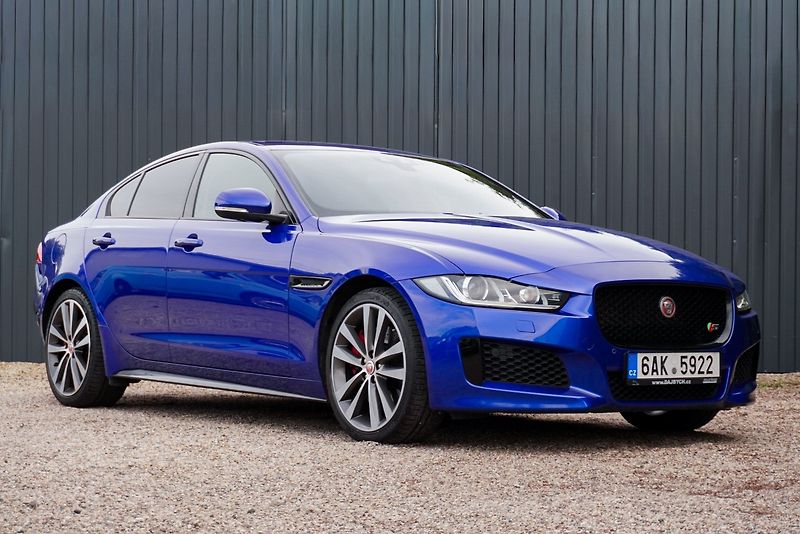 Jaguar XE S SUPERCHARGED DPH - fotka 1 z 33
