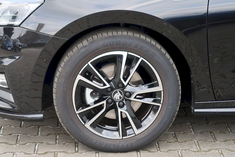 Škoda Fabia (2025) Monte Carlo 1,0 TSi / 85 kW DS - fotka 30 z 31