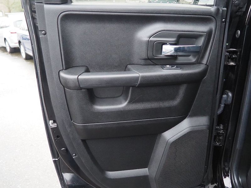Dodge RAM 1500 (2021) Warlock 4x4 LPG - fotka 11 z 35