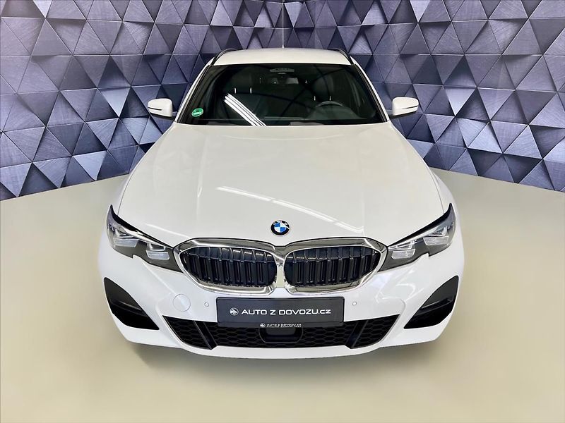 BMW Řada 3 320d xDrive M-PAKET, WEBASTO - fotka 3 z 30