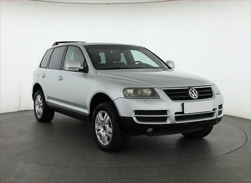 Volkswagen Touareg (2006) 3.0 V6 TDI, 4X4, Automat - fotografie inzerátu
