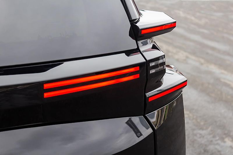 Citroën C5 Aircross (2026) 1,2 MAX Hybrid Automat + ZIMA - fotka 6 z 14