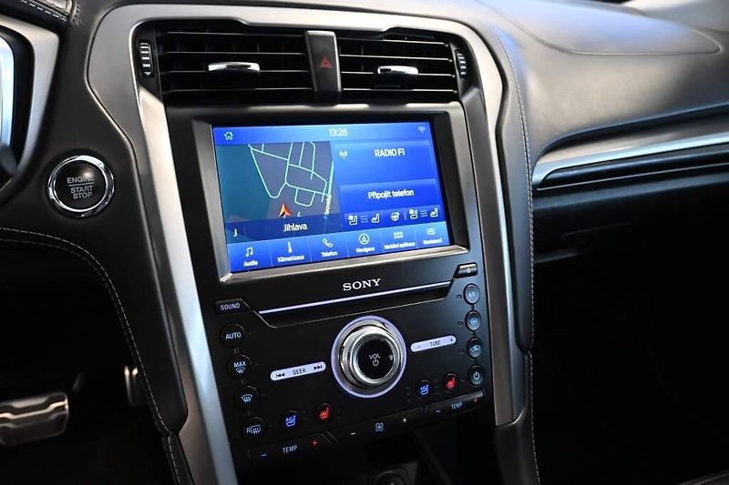 Ford Mondeo (2021) 2.0 VIGNALE 140 KW LED ACC Mas - fotka 13 z 39