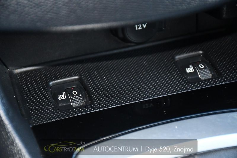 Peugeot 308 SW 1.5BlueHDi ACTIVE CARPLAY - fotka 35 z 49