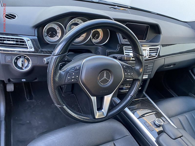 Mercedes-Benz Třídy E (2015) 3.0 CDi E350 4M, Avantgarde - fotka 13 z 21