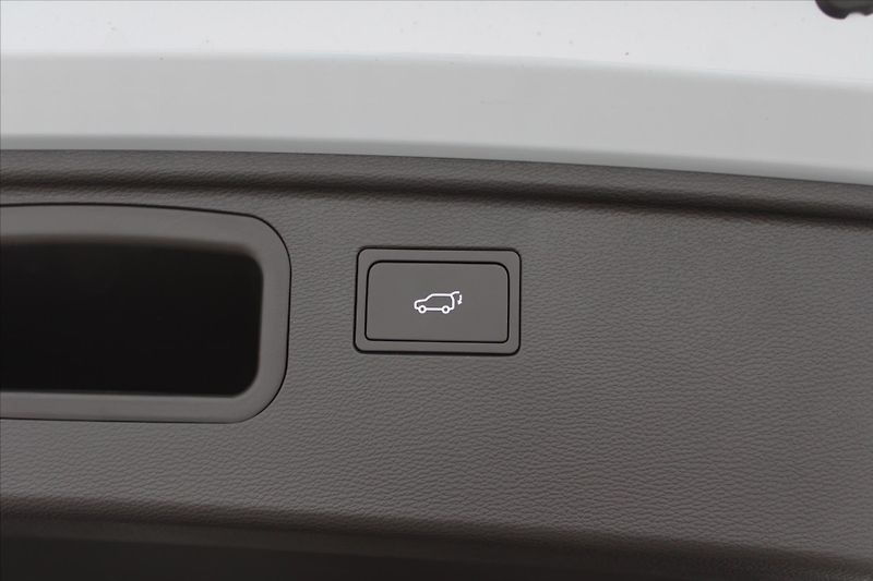 BAIC X5 1.5T 130kW A/T LED PANORAMA - fotka 13 z 30