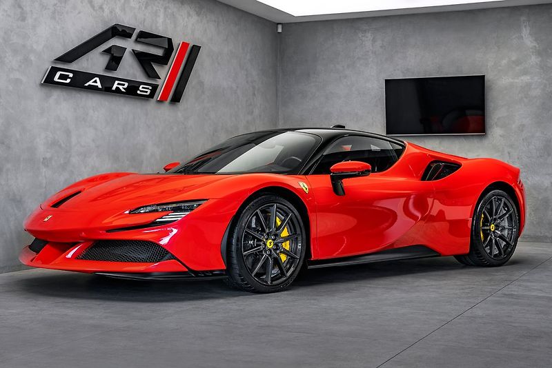 Ferrari SF90 - fotografie inzerátu