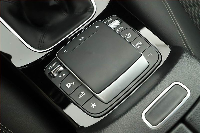 Mercedes-Benz Třídy B (2022) B 180 d - fotka 17 z 20