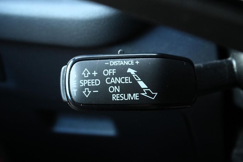 Škoda Octavia iV RS 1.4 TSI, ČR, Tažné, ACC - fotka 20 z 40
