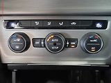 Volkswagen Golf (2014) 2.0 TDi, ČR, AC, tempo - náhled 14