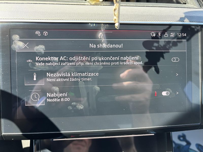 Audi Q8 e-tron (2023) S-Line 55 300kW 114kWh Matrix  - fotka 37 z 41