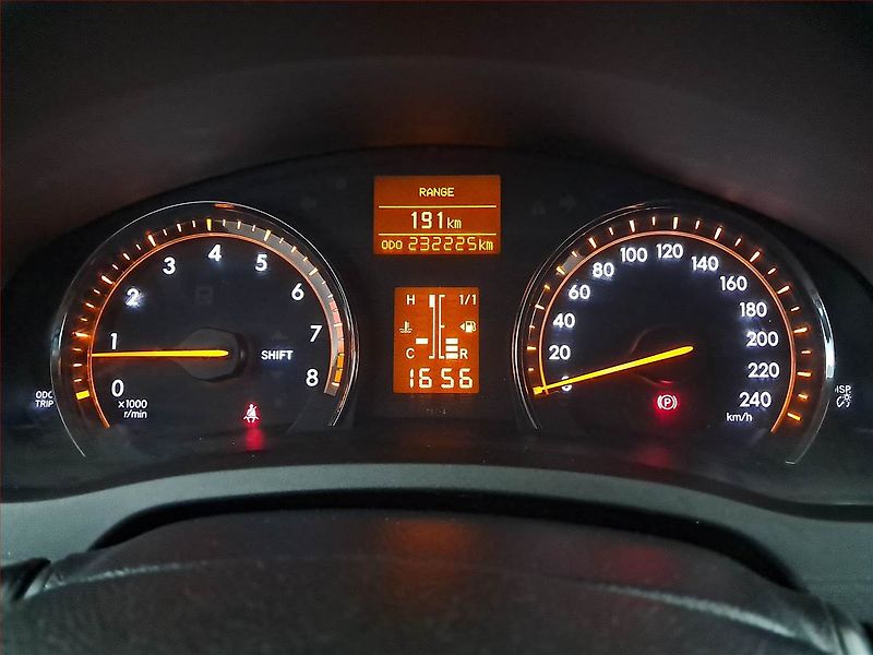Toyota Avensis (2011) 1.8 Valvematic, Tempomat - fotka 11 z 16