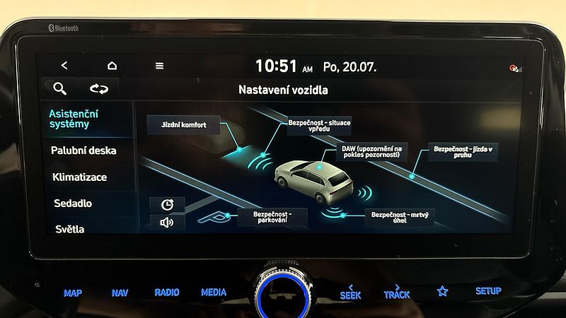 Hyundai i30 1.6 CRDI Style Kombi - fotka 25 z 28