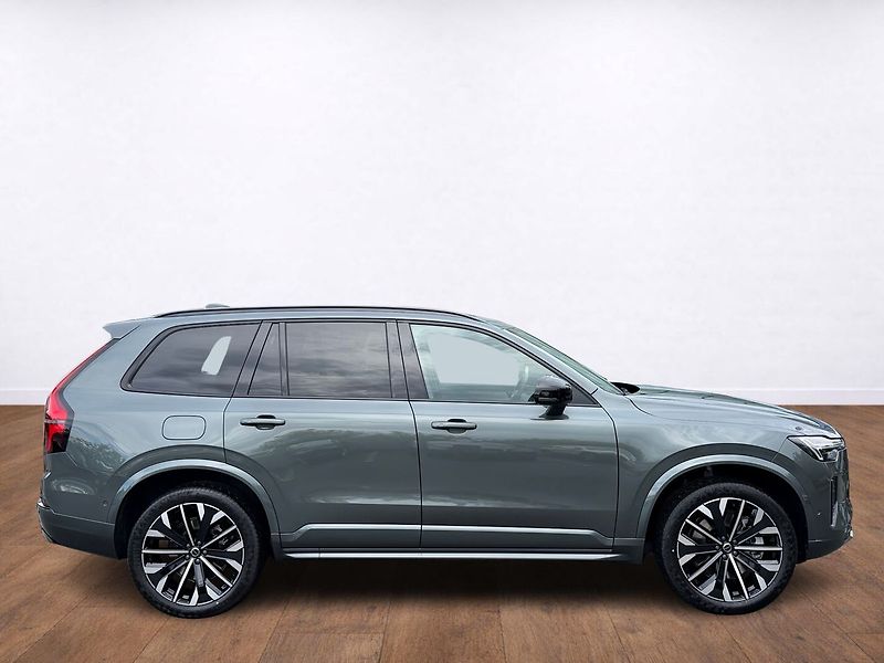 Volvo XC90 (2026) PLUS DARK T8, VZDUCH, VENTILAC - fotka 5 z 24