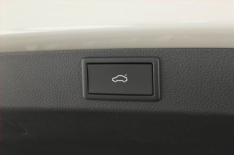 Škoda Karoq (2023) Sportline 1.5 TSI - fotka 19 z 19