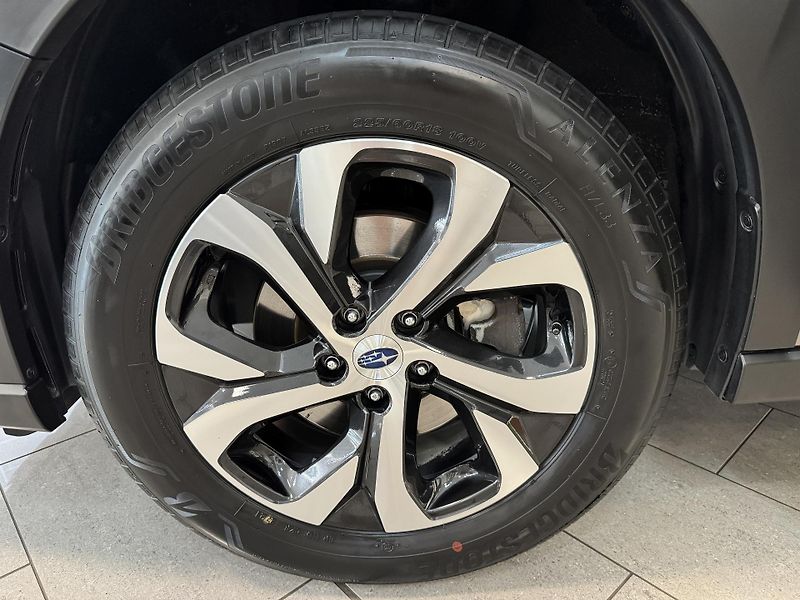 Subaru Outback 2.5i Touring Lin., CZ, 1. maj - fotka 38 z 48