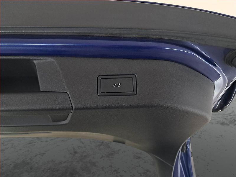 Volkswagen ID.5 (2023) Pro Perf. (82 kWh), SoH 92% - fotka 18 z 30