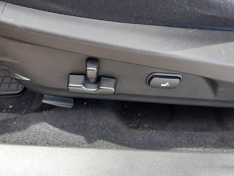 Subaru Outback (2013) 2.0 D 4x4 110 Kw - fotka 16 z 34