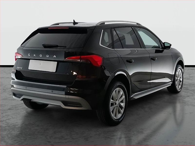 Škoda Kamiq (2023) Style Plus 1.0 TSI, Automat - fotka 5 z 17