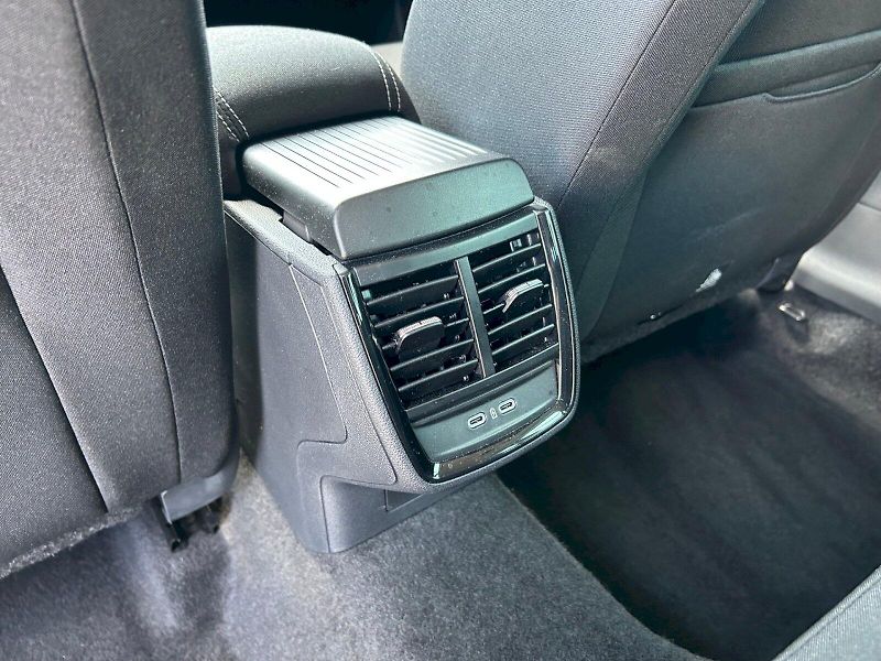 Škoda Scala (2025) Selection 1.0 TSI 85 kW - fotka 31 z 35