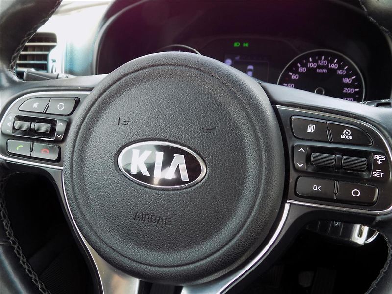 Kia Sportage 1,7 CRDi NAVI, KAMERA, 1.maj. - fotka 19 z 35