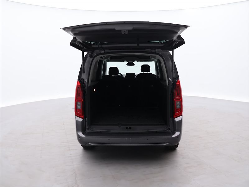 Toyota ProAce City Verso 1,5 D-4D 96kW Family L2 CZ - fotka 9 z 31