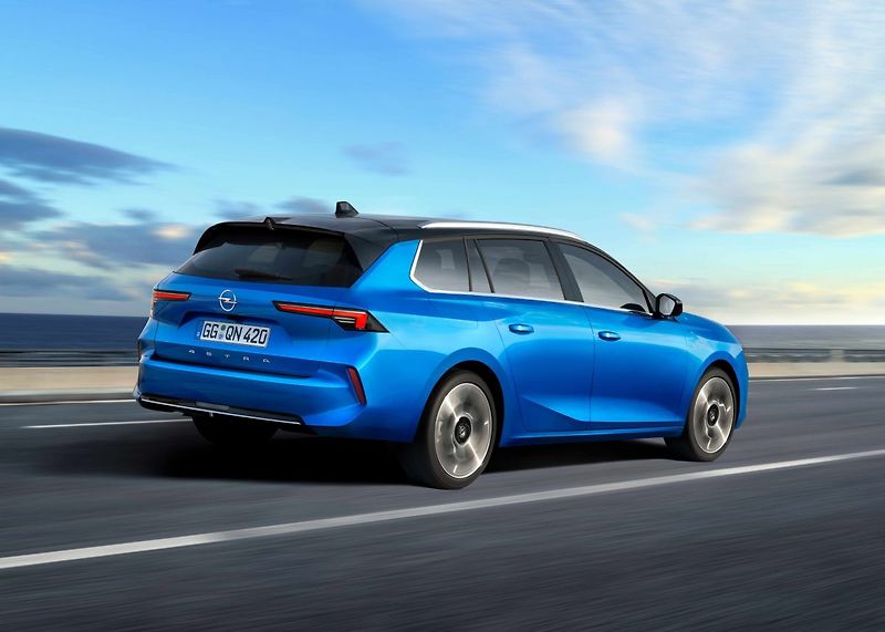 Opel Astra (2026) Nova Edition ST 1.5 CDTI (96kW - fotka 2 z 2