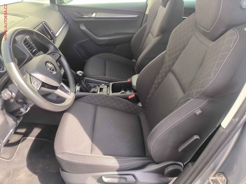Škoda Karoq (2018) 1.0 TSi, Ambition, LED, navi - fotka 9 z 25
