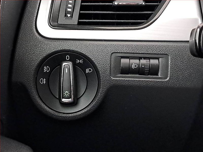 Škoda Rapid (2018) Ambition 1.0 TSI - fotka 16 z 17