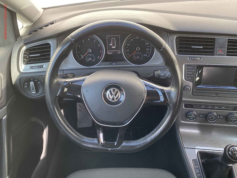 Volkswagen Golf (2013) 1.2TSi, ČR, Comfortline - fotka 11 z 17