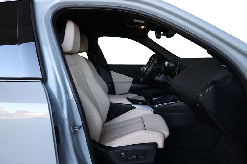 BMW X3 30e xDrive - fotka 24 z 31