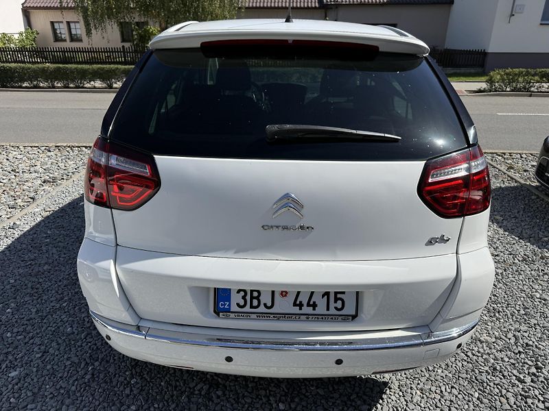 Citroën C4 Picasso 1.6i 88 KW - fotka 4 z 12