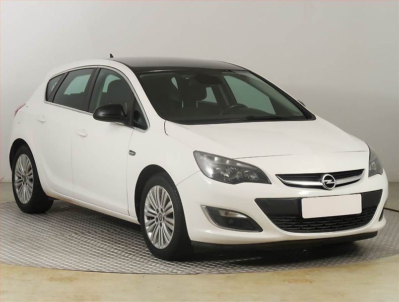 Opel Astra (2014) 1.6 CDTI, Tempomat - fotka 1 z 16