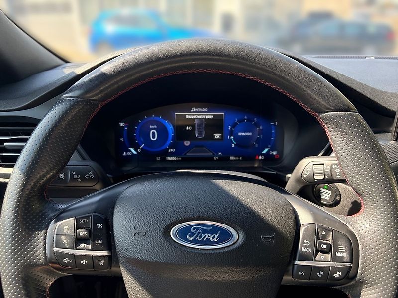 Ford Kuga ST Line X  CZ Záruka od FORD67 - fotka 8 z 20