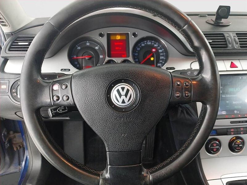 Volkswagen Passat (2006) Comfortline 1.9 TDI, po STK - fotka 16 z 18