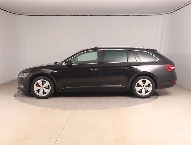 Škoda Superb (2016) Laurin&Klement 2.0 TDI - fotka 3 z 17