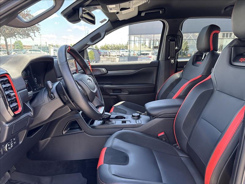 Ford Ranger 3,0 EcoBoost V6 215kW Raptor - fotka 31 z 60