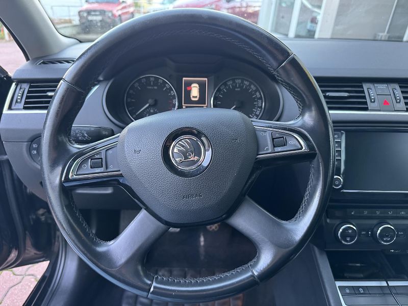 Škoda Octavia (2014) COMBI 1.6 TDI - fotka 13 z 21