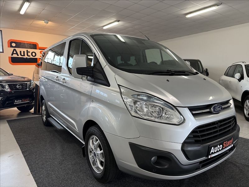 Ford Tourneo Custom 2,2 Titanium 114kW,po servisu - fotka 2 z 29