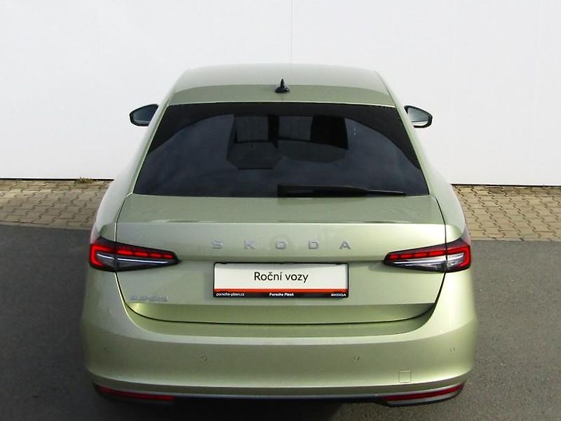 Škoda Superb (2026) L&K 2.0 TDI 110 kW DSG - fotka 12 z 30